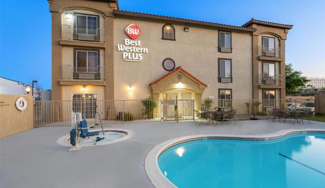 Best Western Plus John Jay Inn & Suites