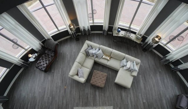 Boutique Hotel with Bonfire Gatherings & Quiet Mornings w/Garden Views