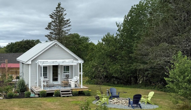 Brand New House! Charming tiny home on small farm close to Schoodic Peninsula.