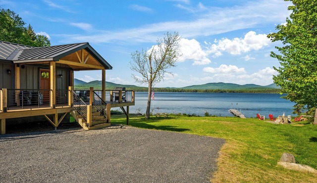 Camp 16 | NEWLY Renovated! Sandy Beach, Private Dock, Mooring, Fire Pit