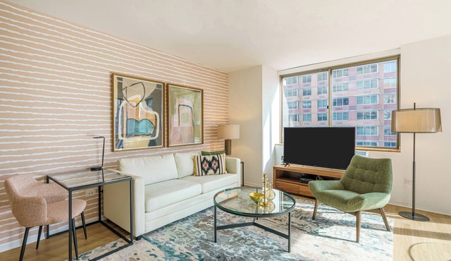Centrally Located Chelsea Luxe One Bedroom