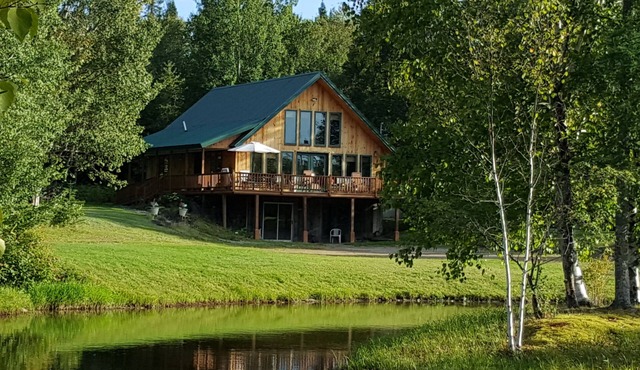 Chalet on Private Trout Pond w/ITS Access