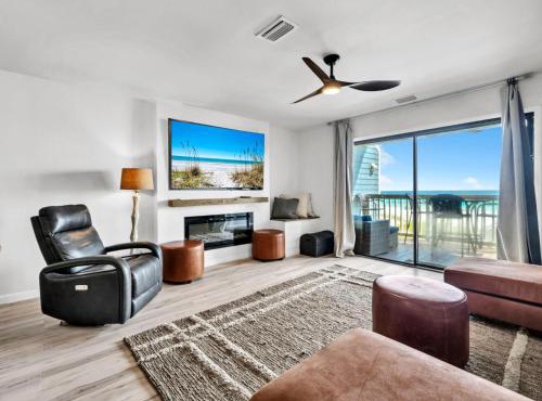 Charline at Shoreline Villas
