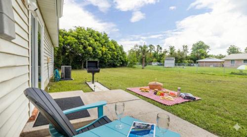 Charming 3BR Home with Free Parking & Game Room