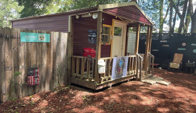 Charming Rustic Tiny Home – Private 1 Ac Oasis - Yulee, FL