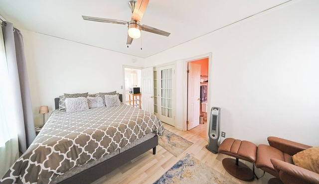 CHIC Retro 2Bedroom Apartment