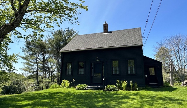 Country setting near town center and all the amenities of mid coast Maine