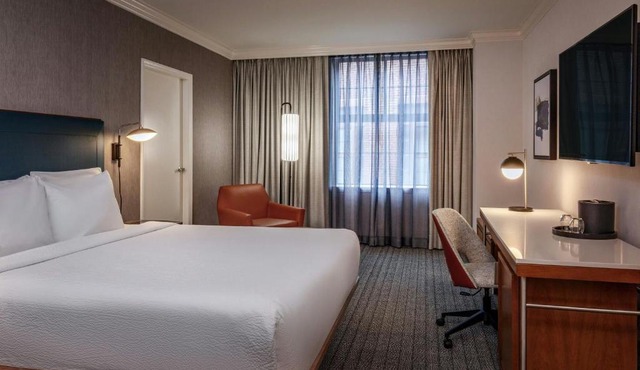 Courtyard by Marriott Boston Downtown