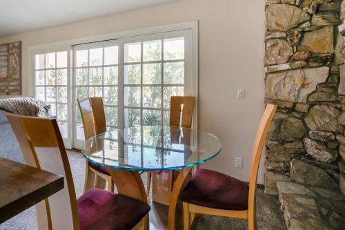 Cozy 1BR Guest House with Mountain View in Simi Valley