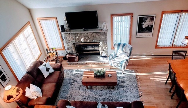 Cozy Ski Chalet-Jack Frost Mountain -Poconos