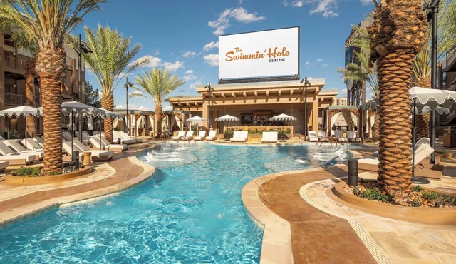 Cozy Vegas Lodge: Casino, Pools & Boutique Ambiance