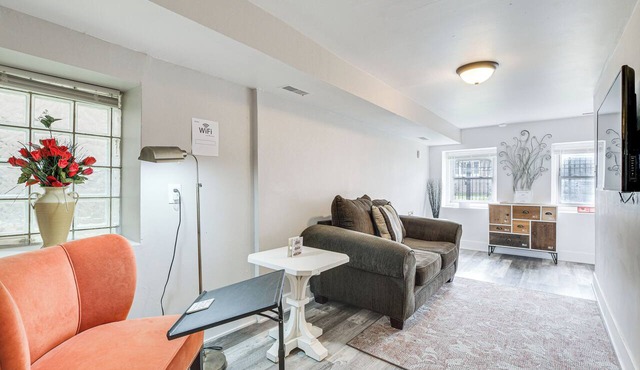 Dog-Friendly Apt w/Yard: 10 Mi to Downtown