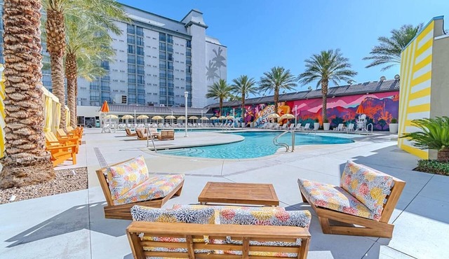 Double Wagalong|Pet Friendly|Vegas