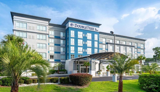 DoubleTree by Hilton Brunswick