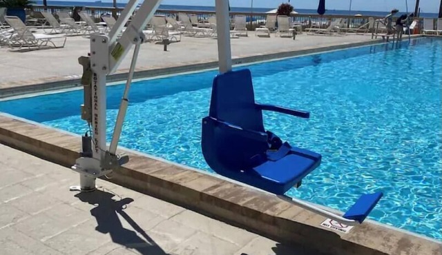 E2104 Top Floor, 3 Pools, Incredible Views