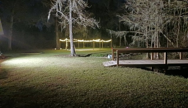Easy access to Merritt's Mill Pond boat landing, Great for families