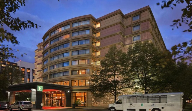 Embassy Suites by Hilton Chicago O'Hare Rosemont