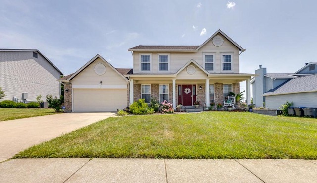 Families Welcome! Spacious O'Fallon Home w/Yard