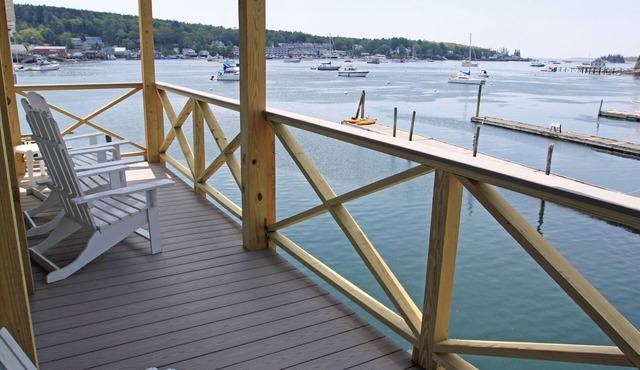 Fishermans Wharf Inn