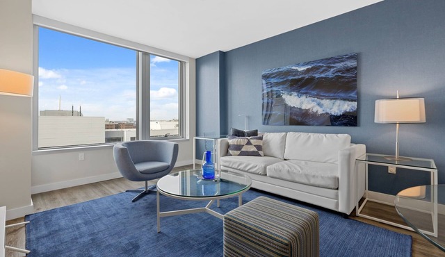 Gorgeous One Bed in Amenity-Rich Community