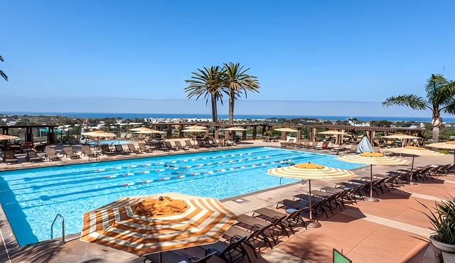 Grand Pacific Palisades - 2 Bedroom - Sleeps 6. Next to Carlsbad Legoland