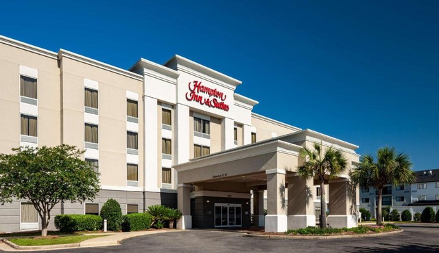 Hampton Inn & Suites Mobile I-65@ Airport Boulevard