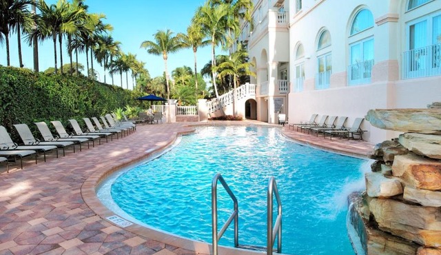 Hilton Naples