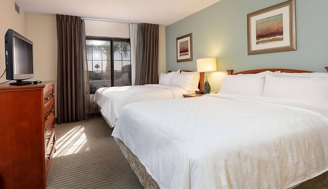Ideal Mix of Comfort and Value! Free Breakfast, 2 Miles From Disneyland