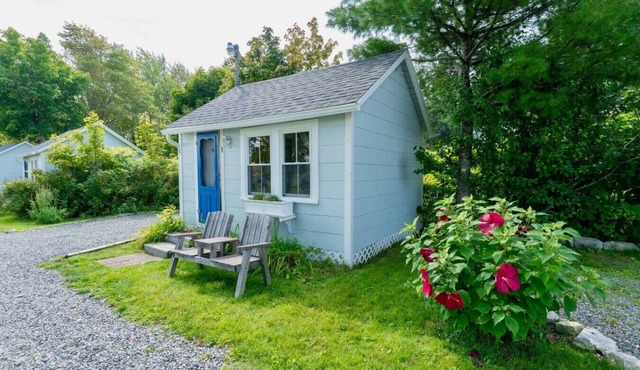 Isleview Cottage 3 - 10 min drive to Acadia!