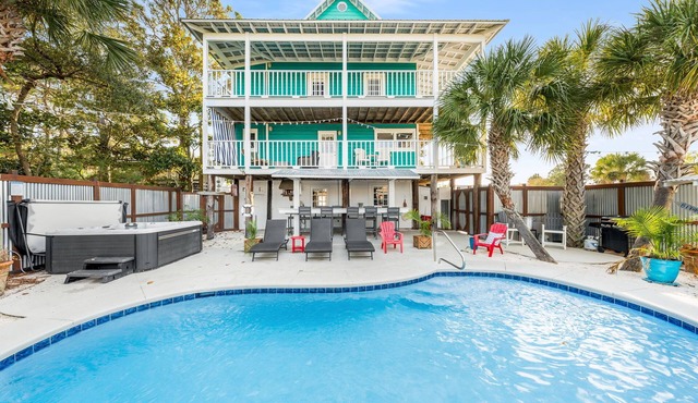 Key West style beach house w/pool & hot tub