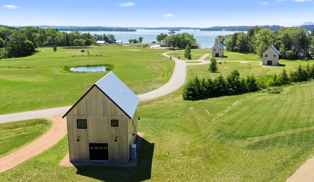 Maggie May, Salt Farm, Romantic & Rural, perfect for two near Acadia/Bar Harbor