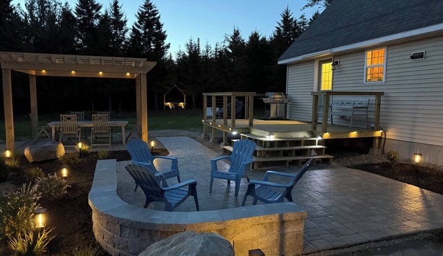 Maine Forest Home · Downtown SW Harbor 3 Minute Drive · Near Acadia Trails
