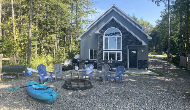 Maine Lakeside Retreat