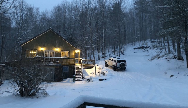 Maine Wilderness Oasis: Swimming, Hiking, Fishing, Boating