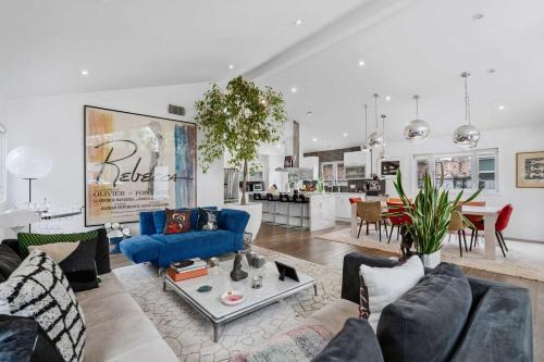 Mar Vista 3BR Near Venice Beach by Colby and Conrad