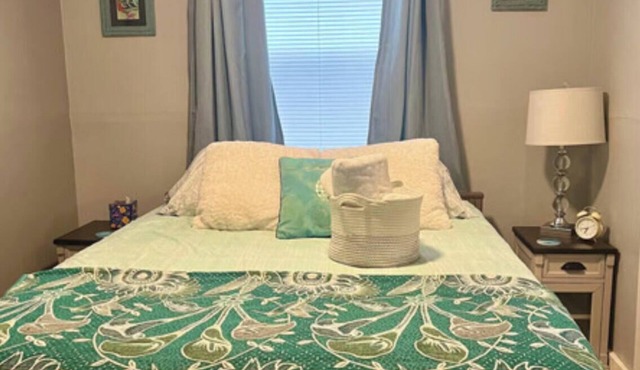 Marathon Historic Apartments-heart of Downtown - Charming 1 bedroom