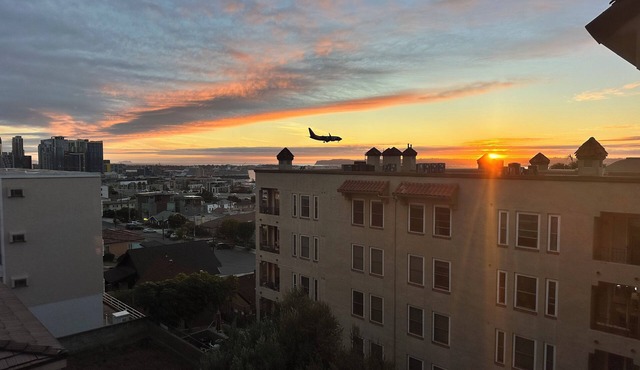 Modern 2-bedroom San Diego condo with bay views, June & July 2025