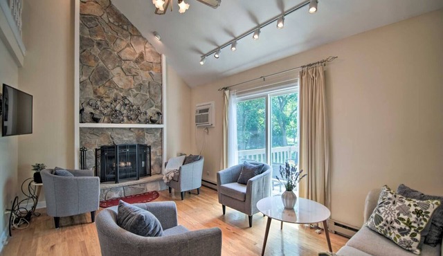 Modern 3Bd Townhome Near Beach & Base & Six Flags