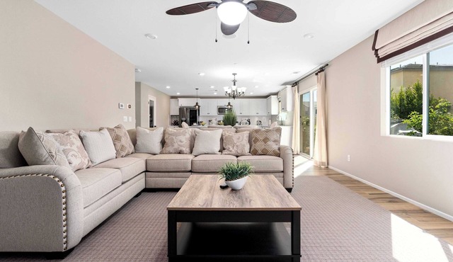 Modern 4-Bedroom Home with Loft｜Ideal for Families & Pets｜Flexible Leasing#41562