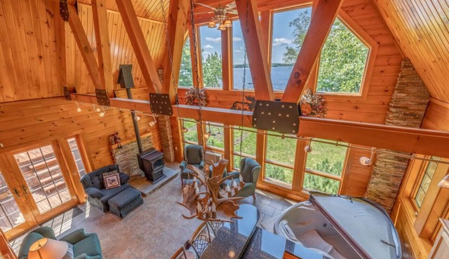 Modern Lakefront Cabin | Hot Tub | Stunning Views