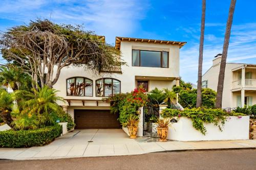 Monte Vista Tuscan Villa - Ocean Views Secret Garden & Steps to Windansea