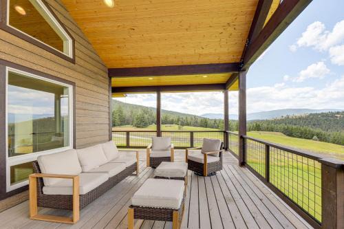 Mountain & Lake View: Rexford Estate on 28 Acres!