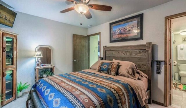 Mountain Views | Hot Tub | Dog Run | Sleeps 6