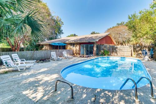 Near Top Beaches: Gulf Breeze Oasis w/Grill