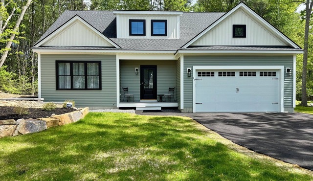 New construction 3 bedroom home with central air in Ogunquit!