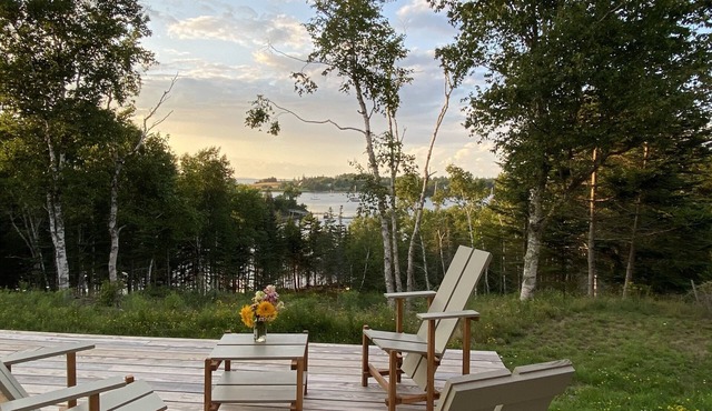 Newly Built Waterfront Rental - Spectacular Views