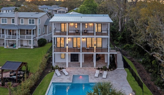 Newly Constructed, Large Executive Luxury Home W/Heated Pool