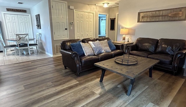 Newly Renovated Home close to Navarre Beach
