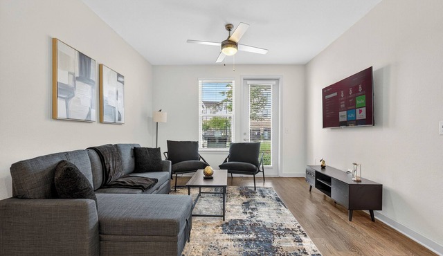 Nice 2 BR Apt/King Bed/Pool/Gym/Clse 2 Beach/Mayo
