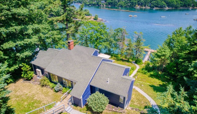 Oasis on Linekin Bay by Rocky Coast Rentals